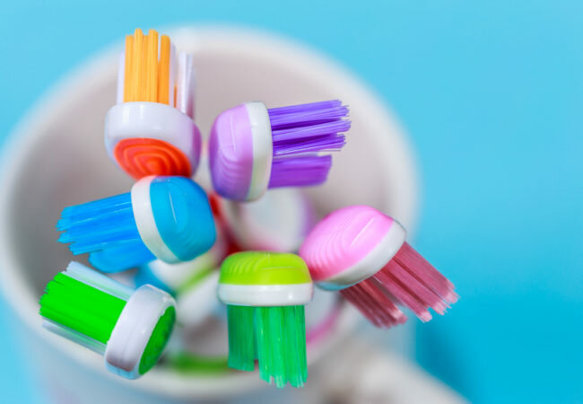 Є питання: чи потрібно викидати зубну щітку після ГРВІ?