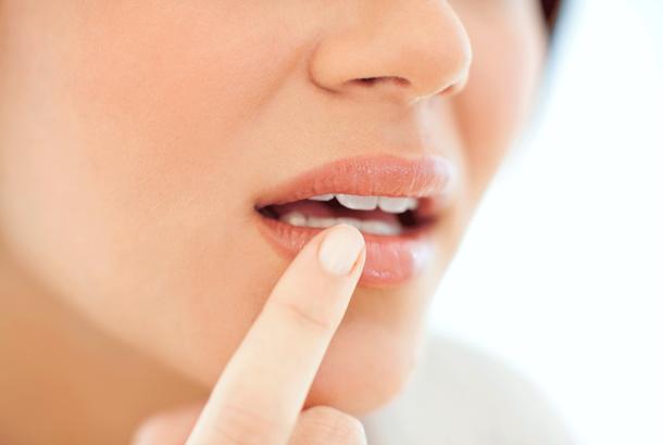 Атопічний хейліт на губах: причини, симптоми, діагностика та лікування