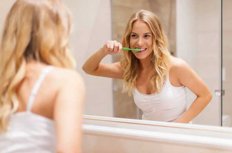 Ретельне чищення зубів – запорука здоров’я зубів та ясен 