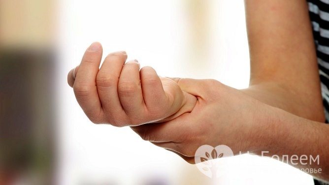 Лікування оніміння руки залежить від того, який причиною воно викликано