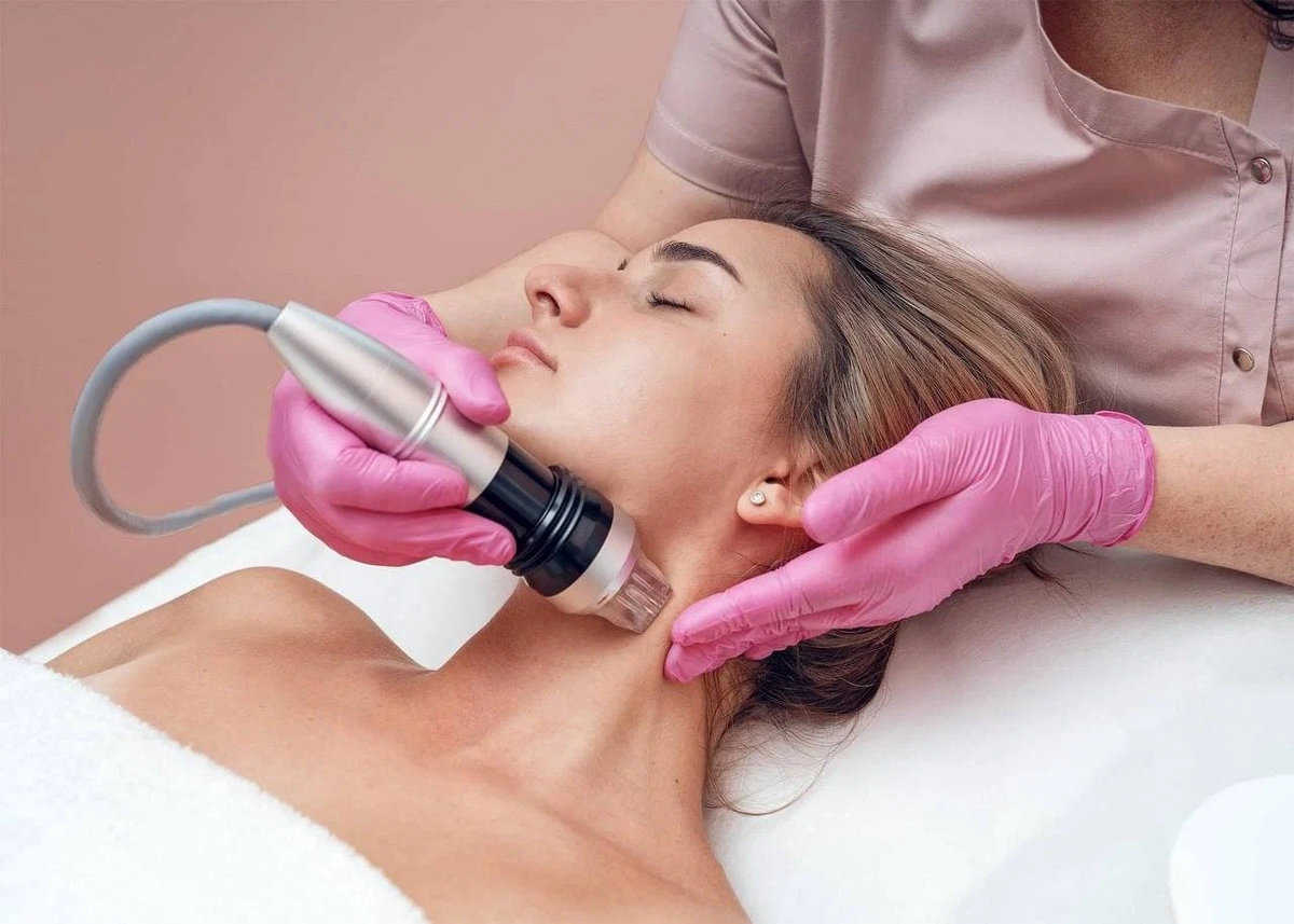 Мікроголковий RF ліфтинг