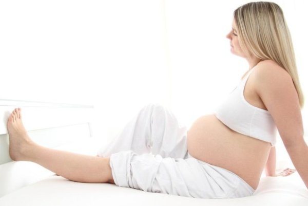 набряк ніг в області стопи при вагітності
