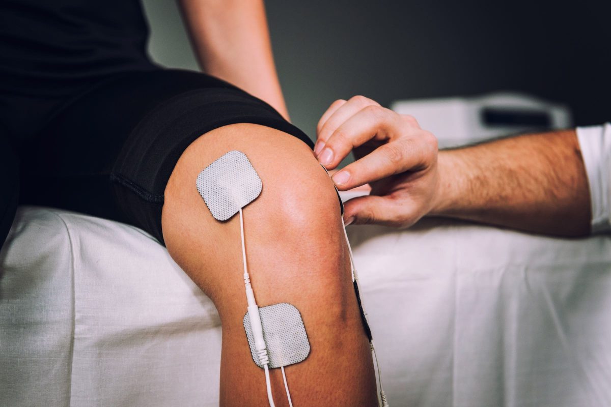 Фізіотерапія при лікуванні артрозу коліна