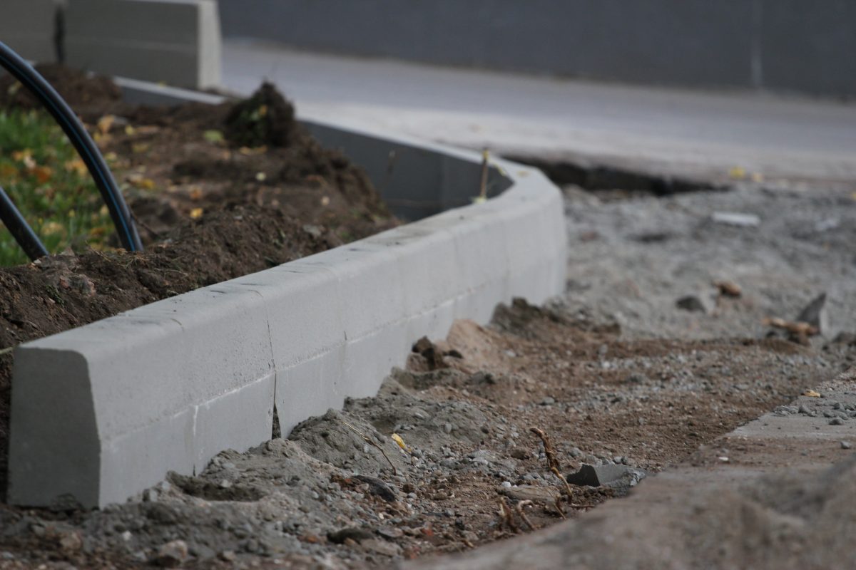 дорожные бордюры